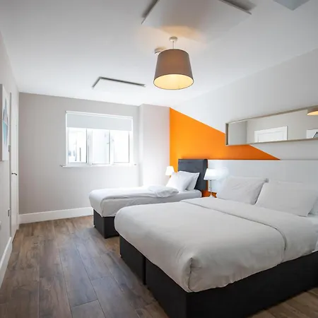 Temple Bar Crown Square *