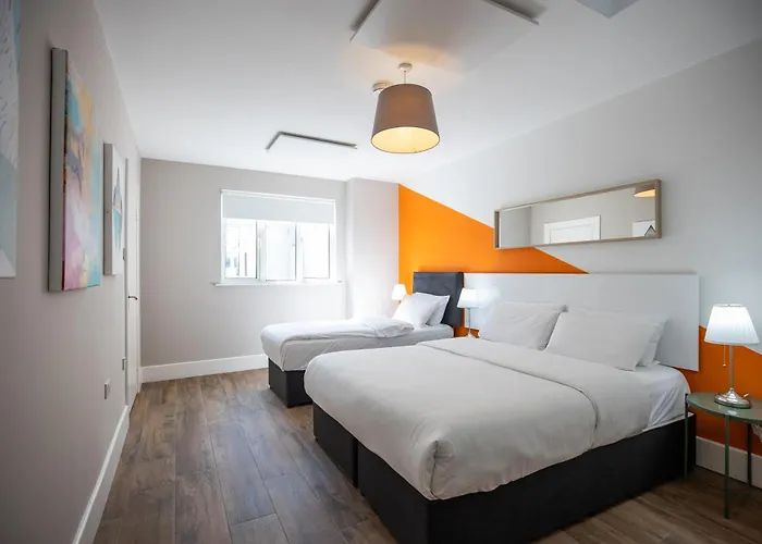 Temple Bar Crown Square *